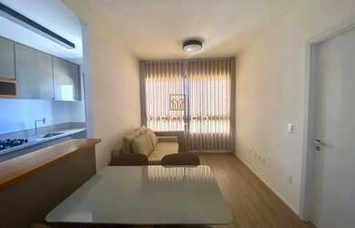 Imagem: O apartamento possui 1 Dormitório, 2 Banheiros, 1 Vaga na garagem