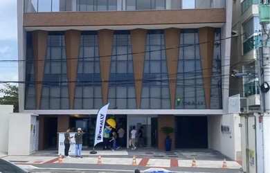 Imagem: O apartamento à venda possui 3 Dormitórios, 2 Banheiros, 2