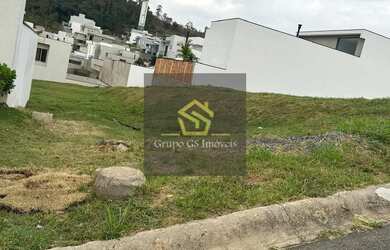 Imagem: O terreno possui 10m² de Área e está localizado em Roncáglia