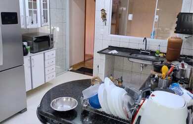 Imagem: A casa à venda possui 3 Dormitórios, 3 Banheiros, 2 Vagas