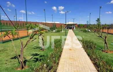 Imagem: O terreno possui 250m² de Área e está localizado em Jardins