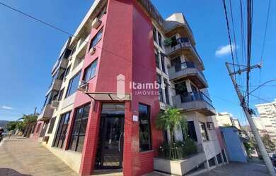 Imagem: O apartamento possui 1 Dormitório, 1 Banheiro, 1 Vaga na garagem