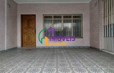 Imagem: A casa possui 5 Dormitórios, 4 Banheiros, 2 Vagas na garagem