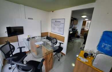 Imagem: O depósito possui 1 Vaga na garagem, 28m² de Área e está