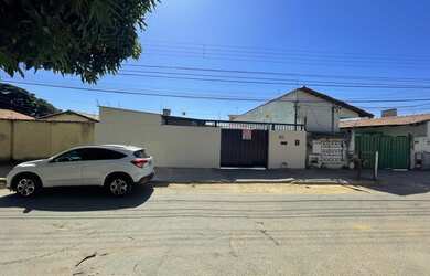 Imagem 1: Casa disponível aluguel 4/4 c/ quintal. St.Água Branca - Goiânia -...