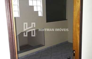 Imagem: O depósito possui 4 Vagas na garagem, 1280m² de Área e está