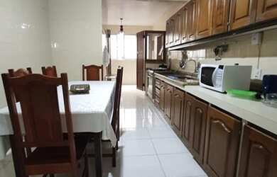 Imagem: O apartamento possui 4 Dormitórios, 4 Banheiros, 2 Vagas na