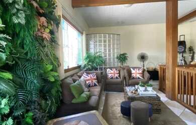 Imagem 6: Casa com mezanino. 121m² de Área, 2 Vagas na garageme2 Dormitórios