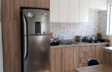 Imagem: A casa possui 2 Dormitórios, 2 Banheiros, 1 Vaga na garagem