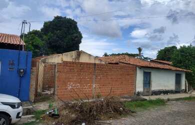 Imagem: O terreno está localizado em Parque Poti, Teresina à venda