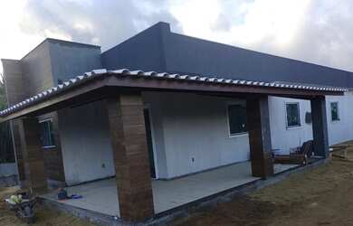 Imagem: A casa em condomínio possui 3 Dormitórios, 3 Banheiros, 5