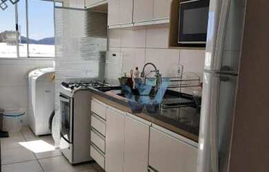 Imagem: O apartamento possui 2 Dormitórios, 1 Banheiro, 1 Vaga na garagem