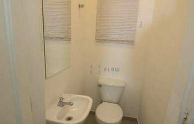 Imagem 13: Casa Comercial para Locação na saúde 177m², 10 Salas e 03 Vagas