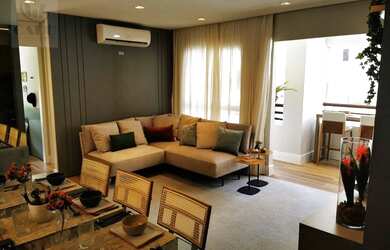 Imagem: O apartamento possui 2 Dormitórios, 1 Banheiro, 1 Vaga na garagem