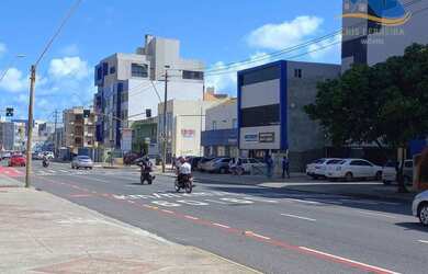 Imagem: O depósito possui 1 Vaga na garagem e 31m² de Área e está