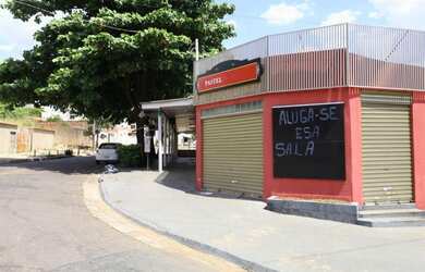 Imagem 10: Comercial/Industrial de 700 metros quadrados no bairro Setor Criméia...