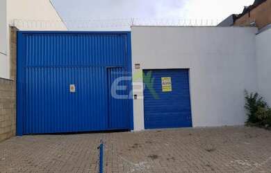 Imagem: O depósito possui 135m² de Área e está localizado em Jardim