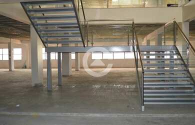 Imagem: O depósito possui 733m² de Área e está localizado em Vila