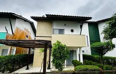 Imagem: A casa em condomínio possui 4 Dormitórios, 4 Banheiros, 2