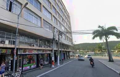 Imagem: O apartamento possui 2 Dormitórios, 2 Banheiros, 70m² de Área