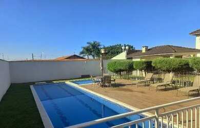 Imagem: A casa em condomínio possui 3 Dormitórios, 3 Banheiros, 2