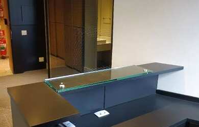 Imagem: O depósito possui 3 Vagas na garagem e 114m² de Área e está