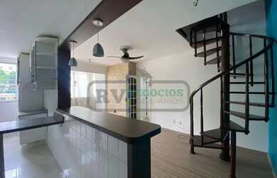 Imagem: O apartamento na cobertura possui 3 Dormitórios, 2 Banheiros