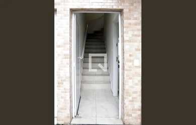 Imagem: A casa em condomínio possui 2 Dormitórios, 3 Banheiros, 2