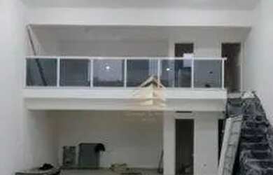 Imagem: O depósito possui 3 Vagas na garagem, 400m² de Área e está