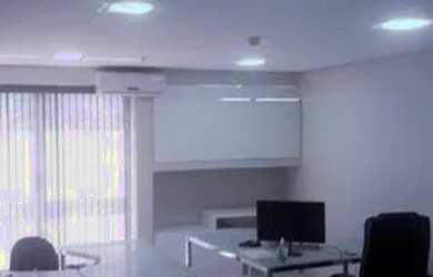 Imagem: O depósito possui 1 Vaga na garagem, 27m² de Área e está