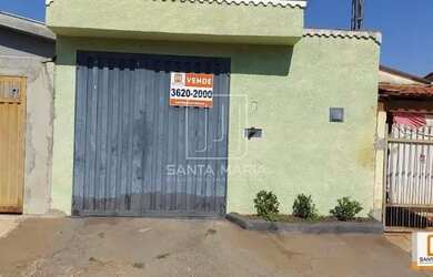 Imagem: A casa possui 2 Dormitórios, 1 Banheiro, 1 Vaga na garagem