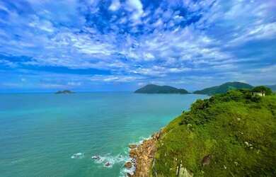 Imagem 10: Luxuoso apartamento de frente para o mar em condomínio de alto padrão...