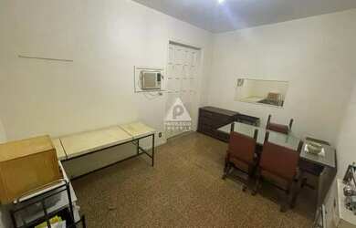 Imagem: A casa possui 3 Dormitórios, 3 Banheiros, 145m² de Área e