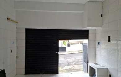 Imagem: O depósito possui 28m² de Área e está localizado em Del