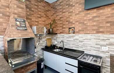 Imagem: A pousada chalé possui Acomodam 20 pessoas, 2 Vagas na garagem