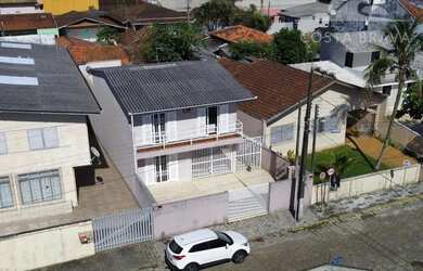 Imagem 6: Amplo sobrado em localização central nobre