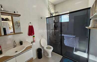 Imagem 10: Casa à Venda. Churrasqueira, Varanda, 150m² de Áreae2 Vagas na garagem