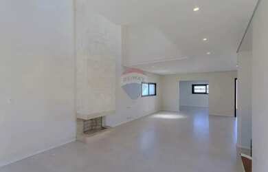 Imagem 8: Lhe apresento essa belissíma residência localizada no exclusivo Condomínio...