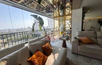 Imagem: O apartamento possui 4 Dormitórios, 5 Banheiros, 3 Vagas na