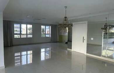 Imagem: O apartamento possui 4 Dormitórios, 5 Banheiros, 4 Vagas na