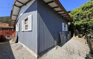Imagem 7: Casa de Madeira à Venda em Paulo Lopes/SC Bairro Morro do Freitas