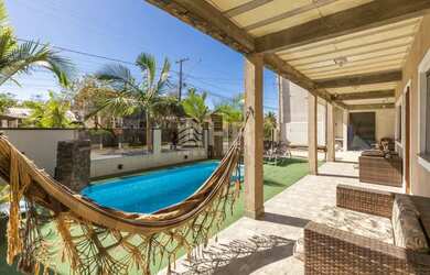 Imagem 4: Sobrado com 03 dormitórios sendo 01 suíte e 02 vagas de garagem Balneário...