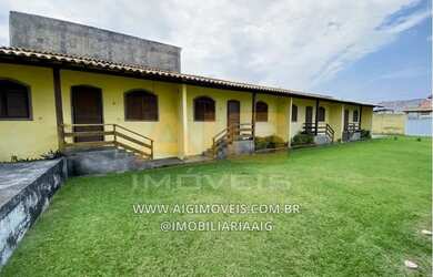 Imagem: A casa possui 1 Dormitório, 1 Banheiro, 1 Vaga na garagem