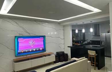 Imagem: O apartamento possui 4 Dormitórios, 5 Banheiros, 2 Vagas na