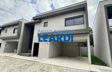 Imagem: A casa em condomínio possui 3 Dormitórios, 4 Banheiros, 2