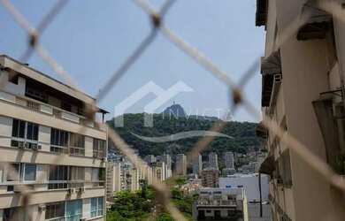 Imagem: O apartamento possui 3 Dormitórios, 3 Banheiros, 1 Vaga na