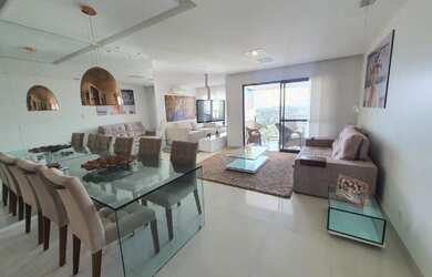 Imagem: O apartamento possui 2 Dormitórios, 3 Banheiros, 2 Vagas na