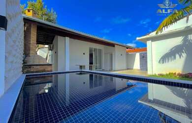 Imagem: A casa em condomínio possui 3 Dormitórios, 4 Banheiros, 2