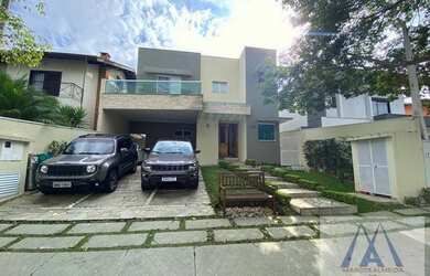 Imagem: A casa em condomínio possui 3 Dormitórios, 5 Banheiros, 4