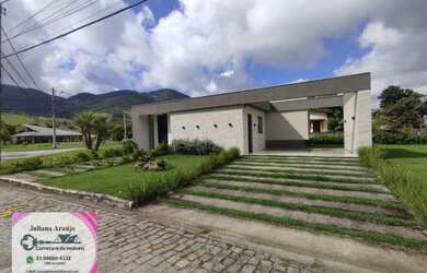 Imagem: A casa em condomínio possui 3 Dormitórios, 3 Banheiros, 3